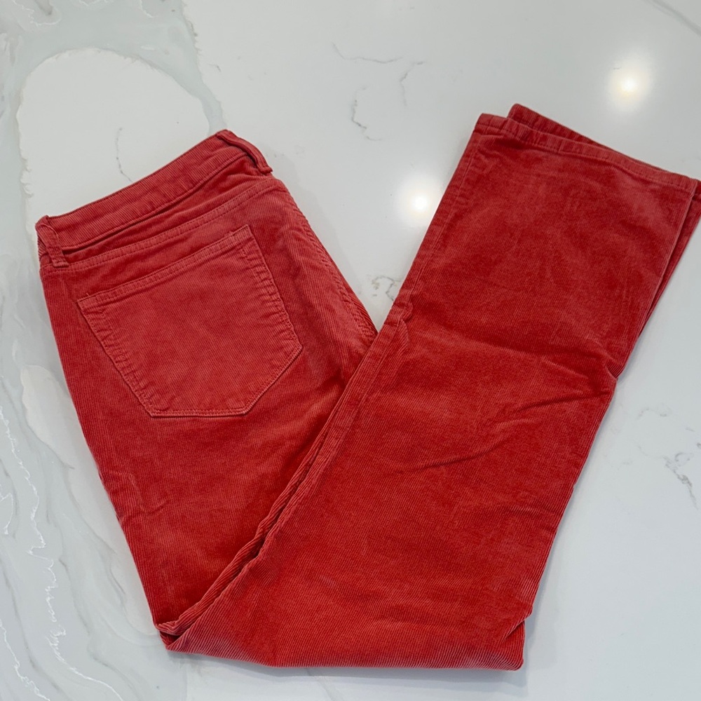 Vineyard Vines Women's Colleen Corduroy pants. Straight fit